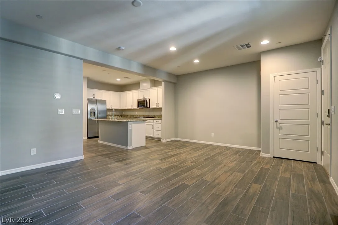 93 Alamere Falls Drive — photo 5