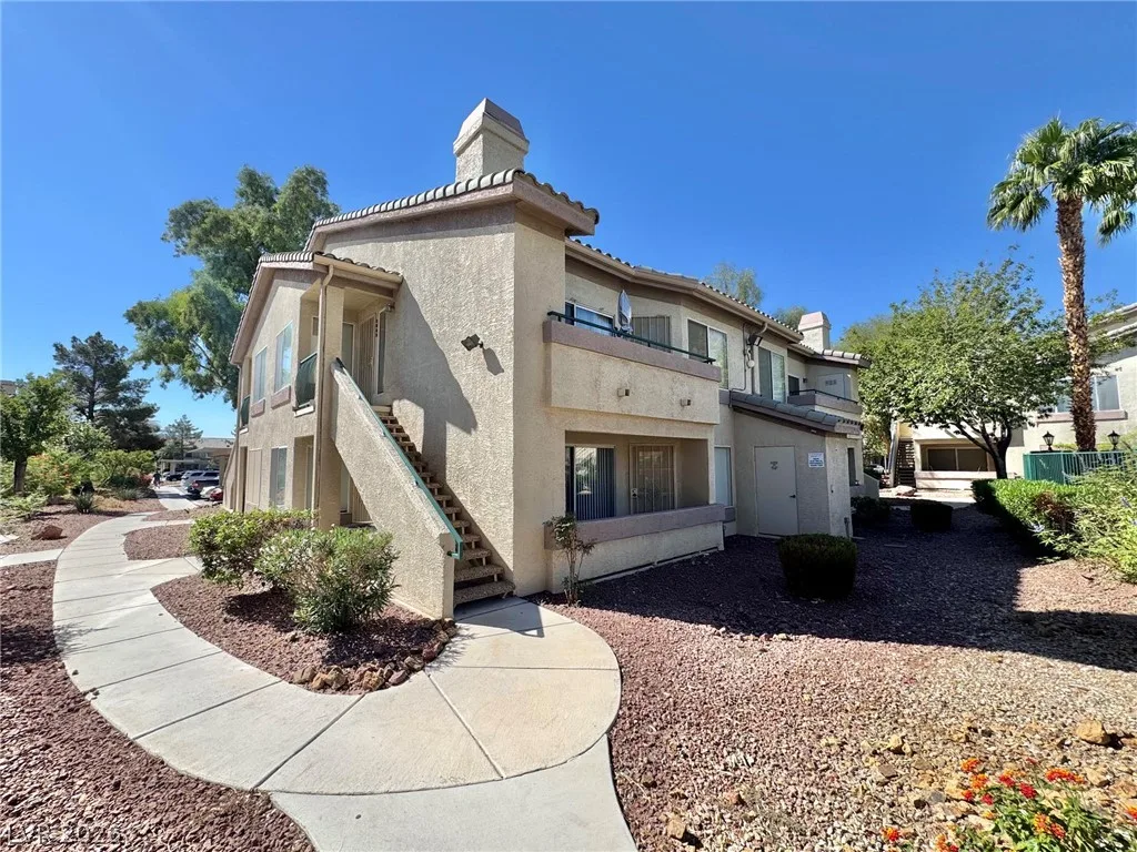 5710 East Tropicana Avenue 1065 — photo 1