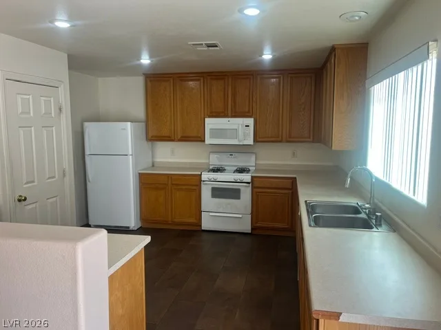 11058 Parete Court — photo 4