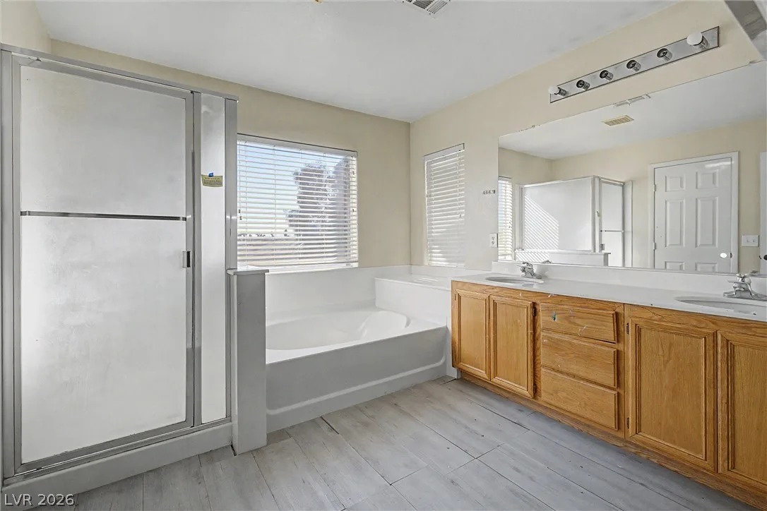 4017 Cherokee Rose Avenue — photo 5