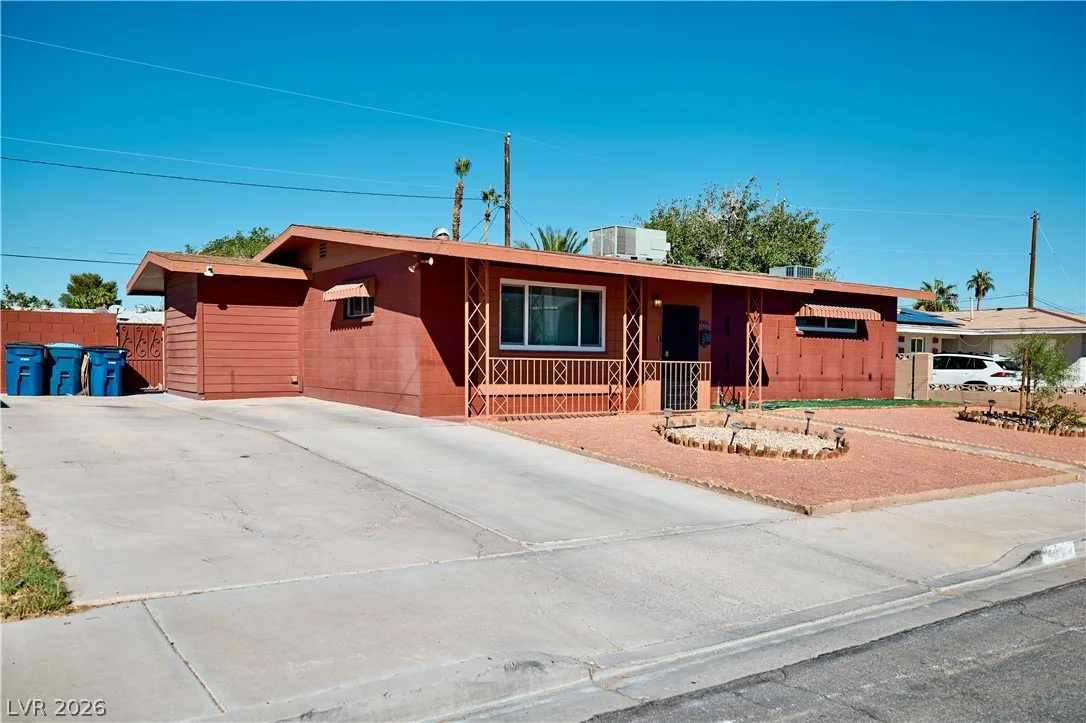 4504 Exposition Avenue — photo 2