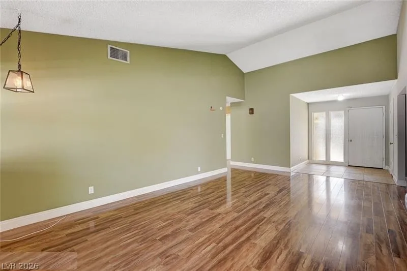 6616 Treadway Lane — photo 5