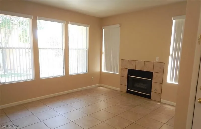 251 South Green Valley Parkway 4414 — photo 5