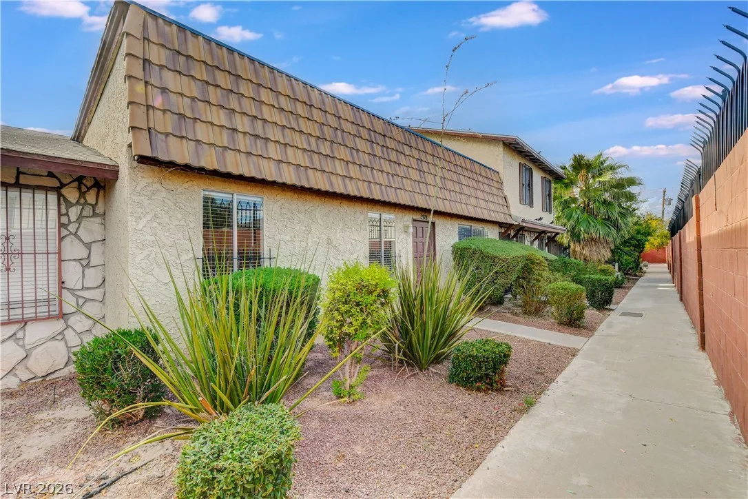 3928 Torsby Place - — photo 1
