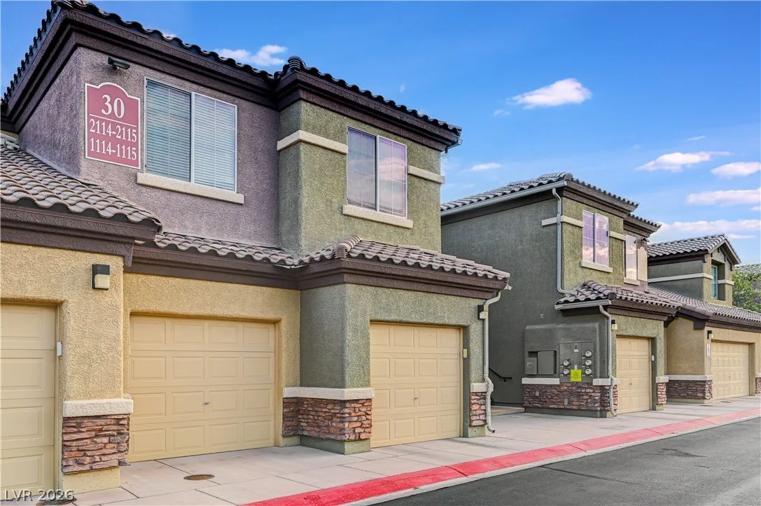 6868 Sky Pointe Drive 2115 — photo 2