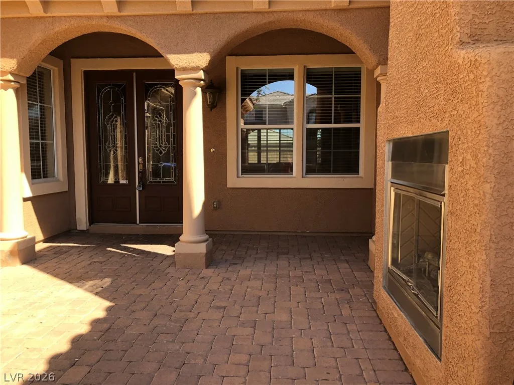 2780 Mingary Avenue — photo 3