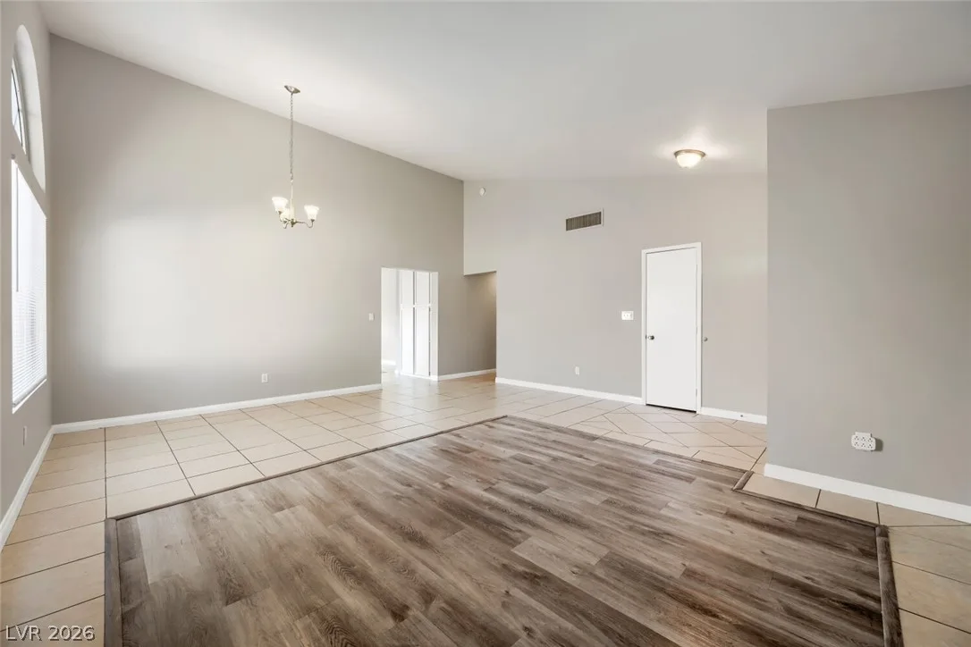 5760 Spindletree Lane — photo 5
