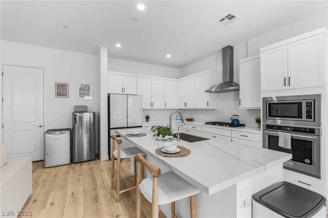 8935 Cassia Winds Street — photo 1