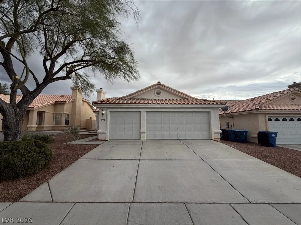 3738 Paria Canyon Street — photo 1