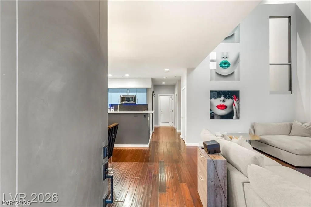 4545 Dean Martin Drive 101 — photo 4