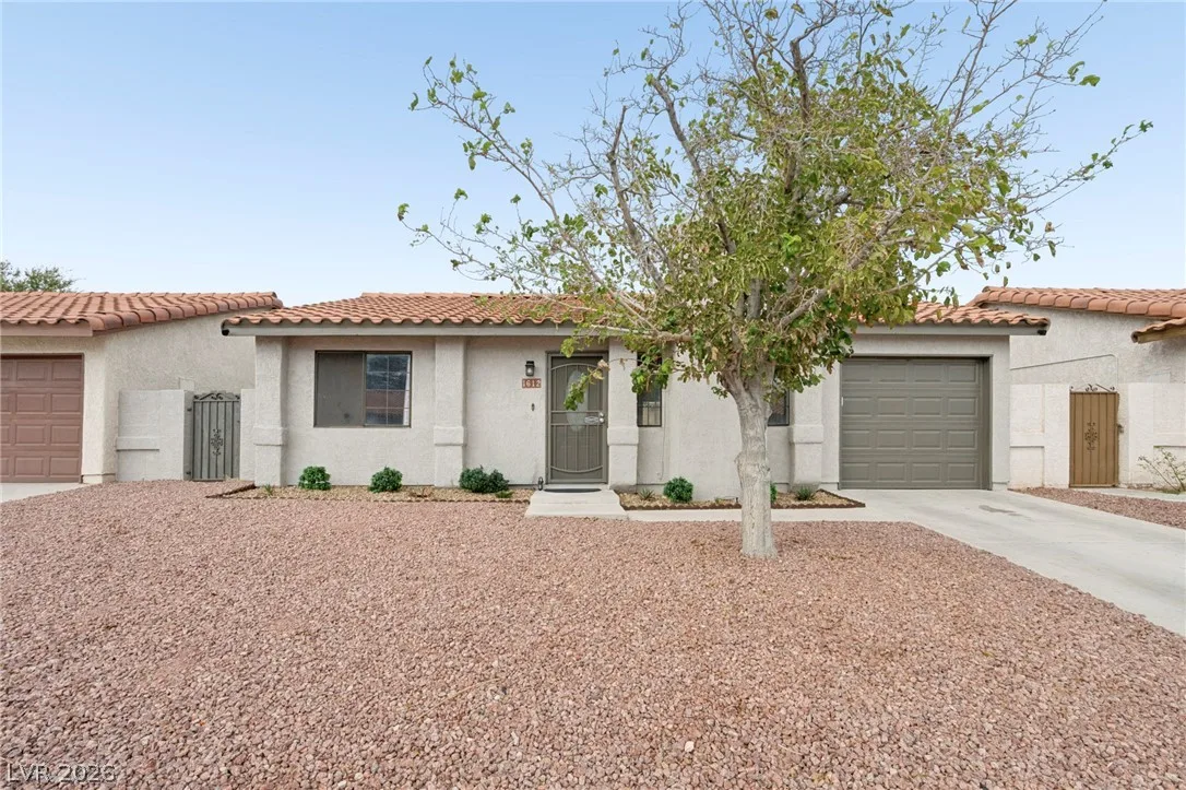 1612 Joshua Tree Court — photo 1