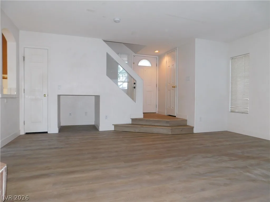 10062 HERMIT RAPIDS Avenue — photo 3