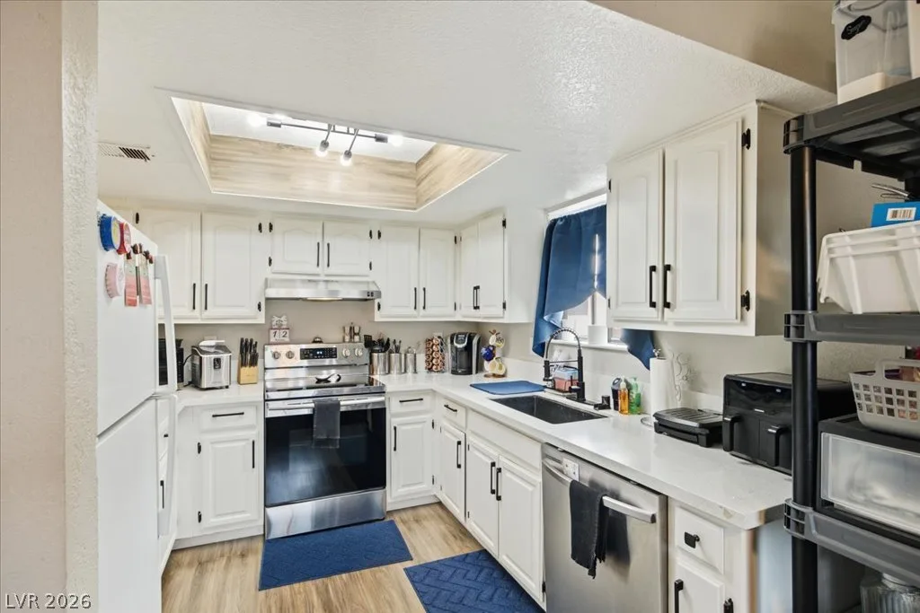 5099 Eldora Avenue 1 — photo 5