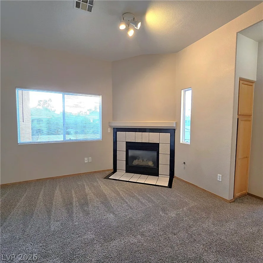 8725 West Flamingo Road 221 — photo 2