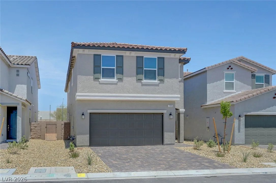 7086 Parkallen Avenue — photo 3