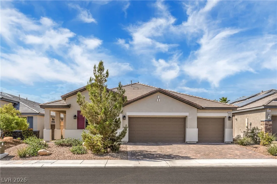 6341 Regina Ridge Street — photo 1