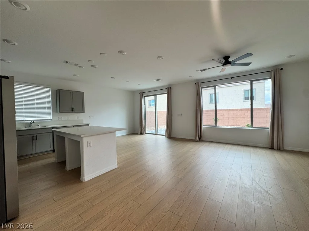 10210 Restless River Street — photo 5