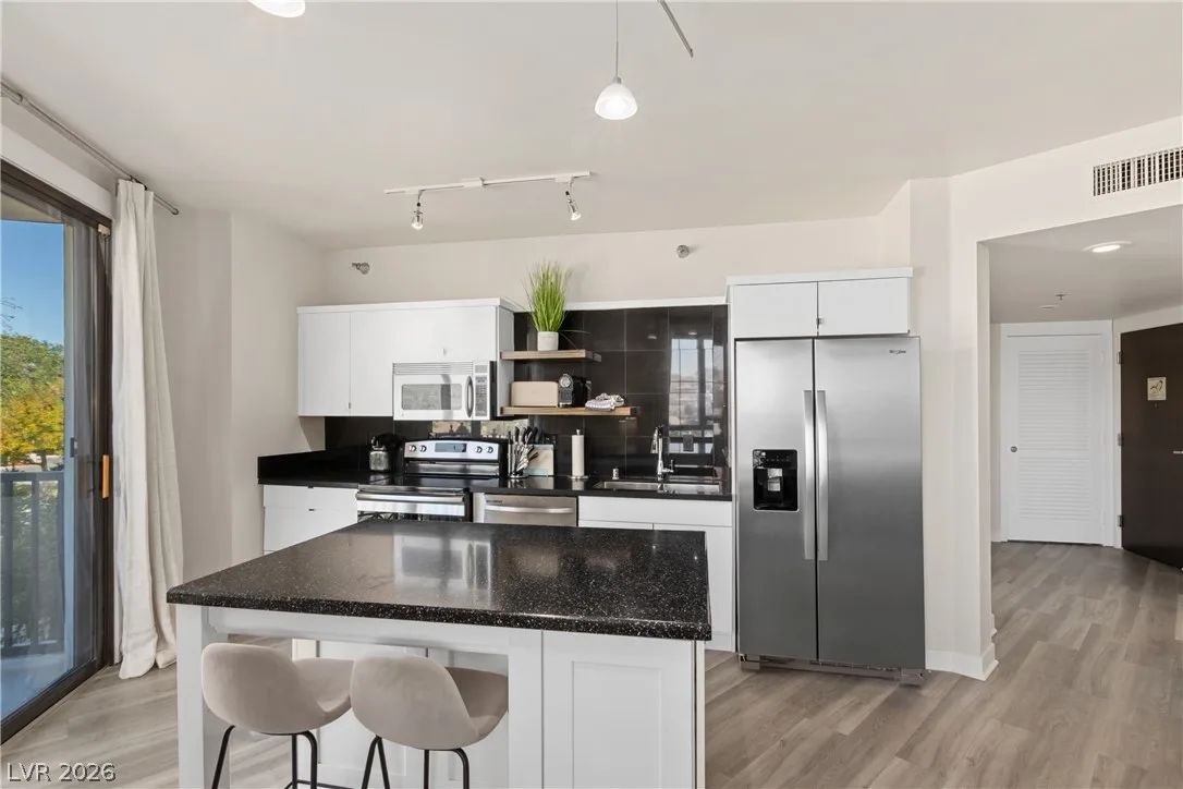 29 Montelago Boulevard 213 — photo 3