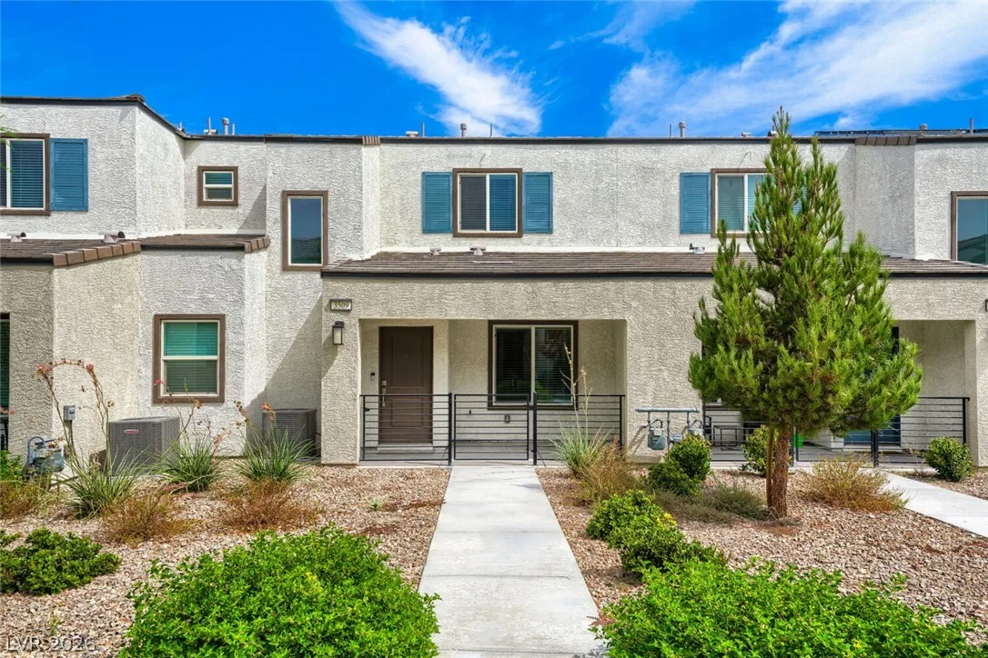 3509 Golden Chariot Avenue — photo 1