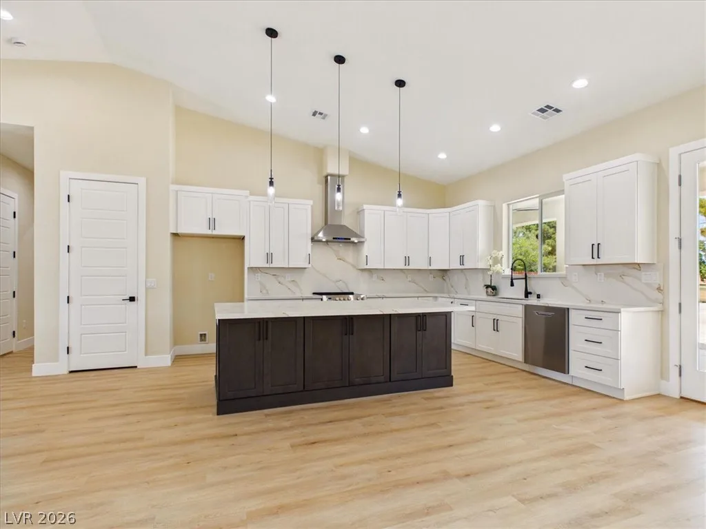2861 South Firestone Court — photo 3