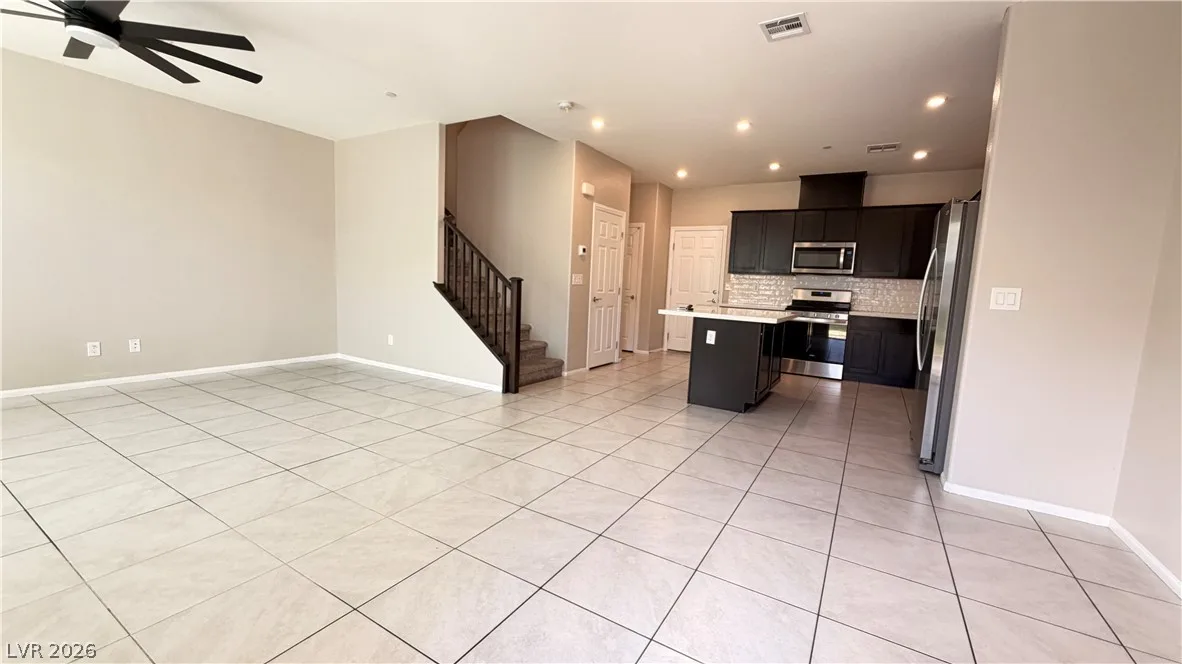632 Sedum Avenue — photo 2