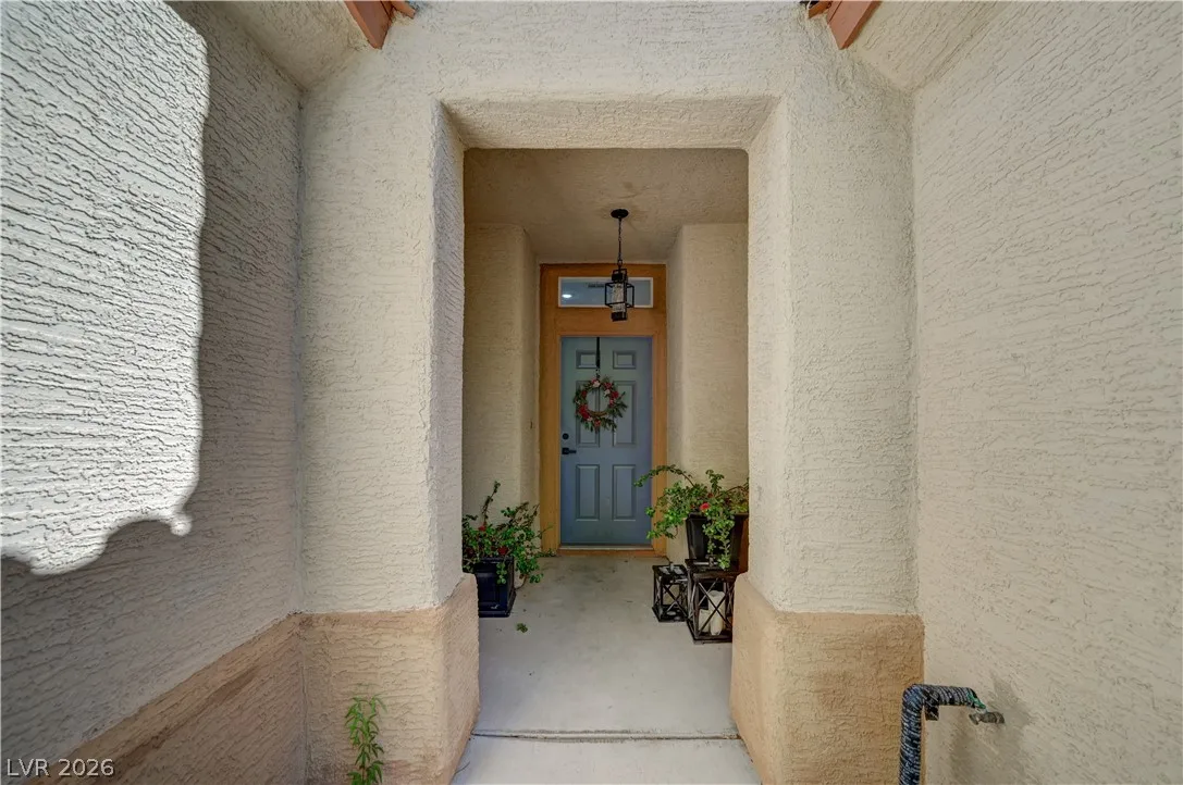 1524 Remembrance Hill Street — photo 3