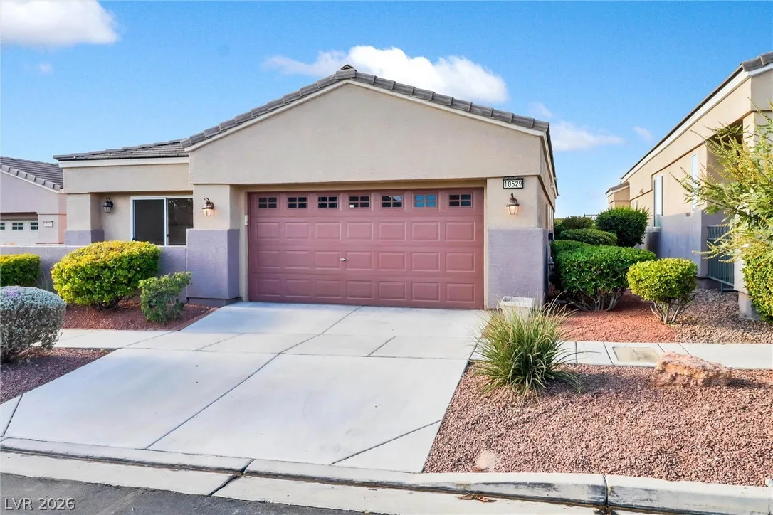 10529 India Hawthorn Avenue — photo 3