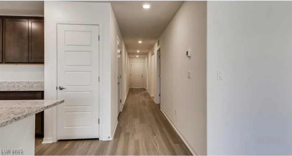 610 Abrazar Avenue — photo 2
