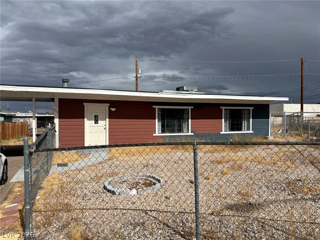 15 Washington Way — photo 1