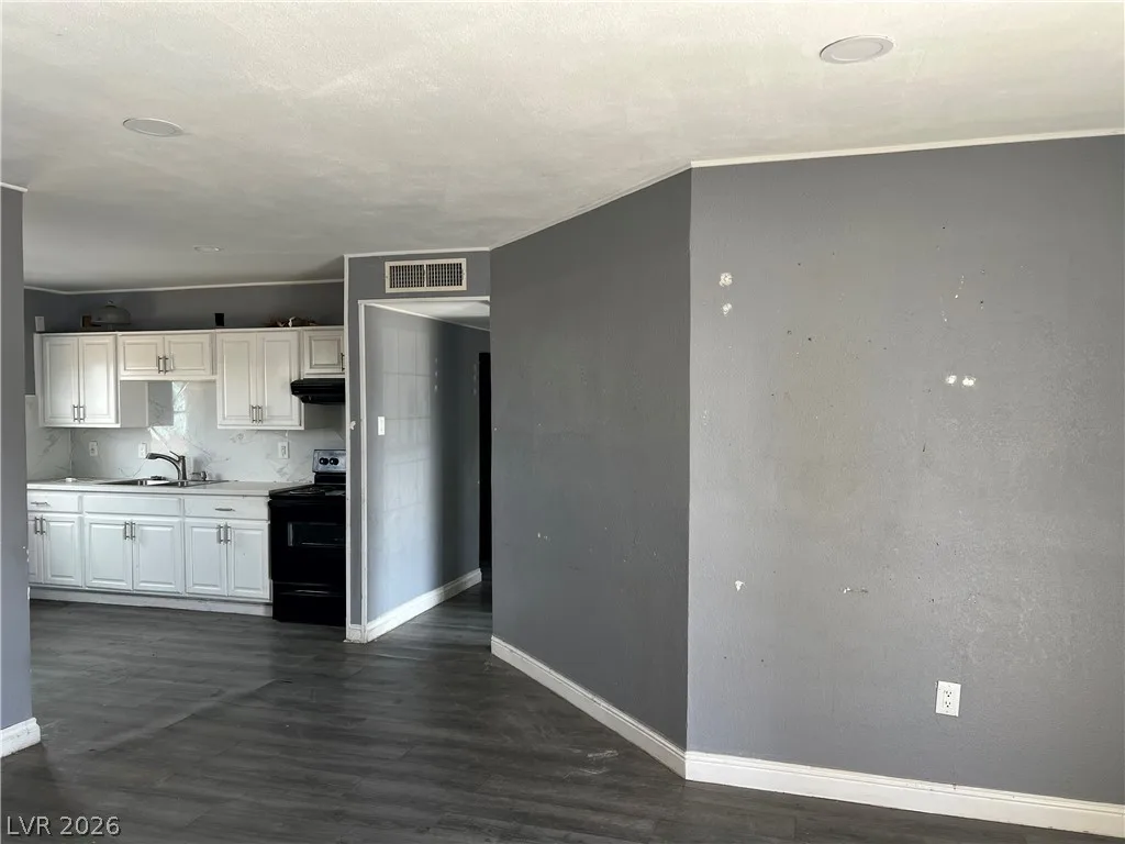 15 Washington Way — photo 4