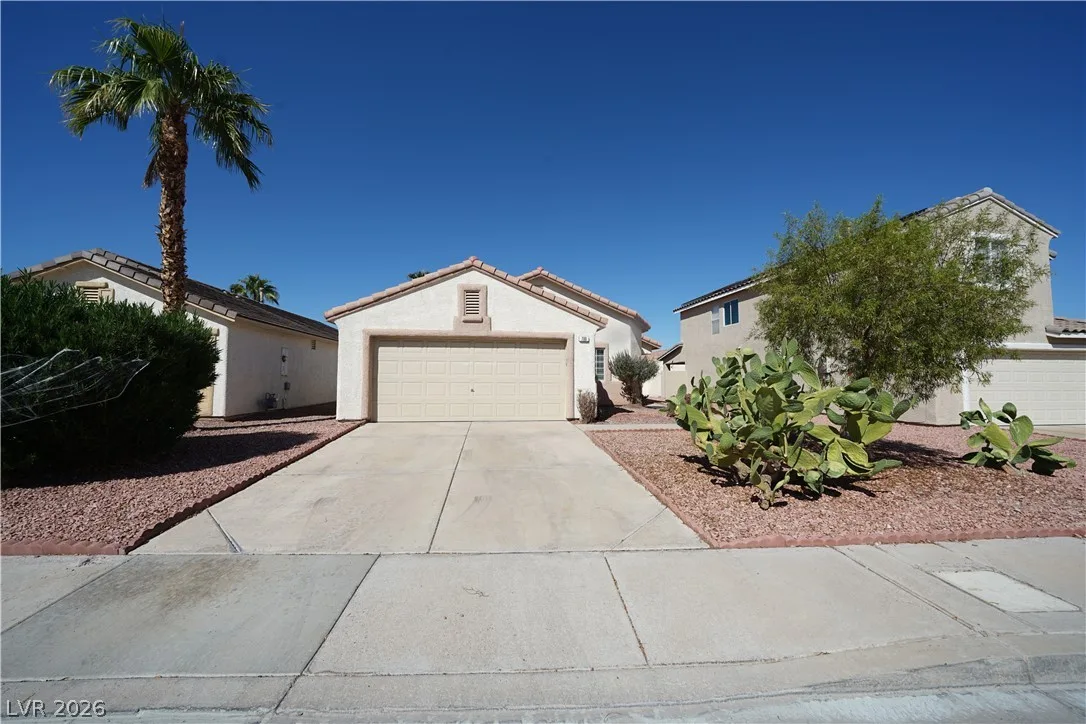 700 Pine Field Lane — photo 2