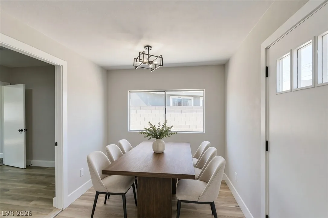 5920 Forrest Hills Lane — photo 4