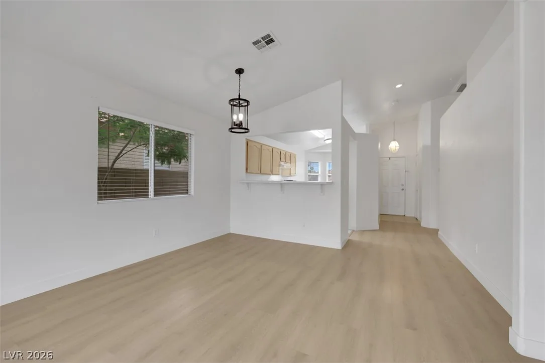 7254 Rock Castle Avenue — photo 3