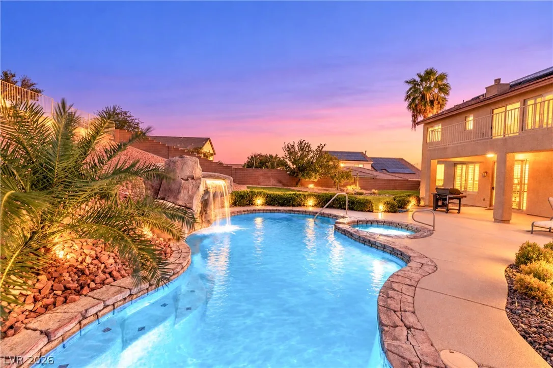 828 Temple View Drive — photo 4