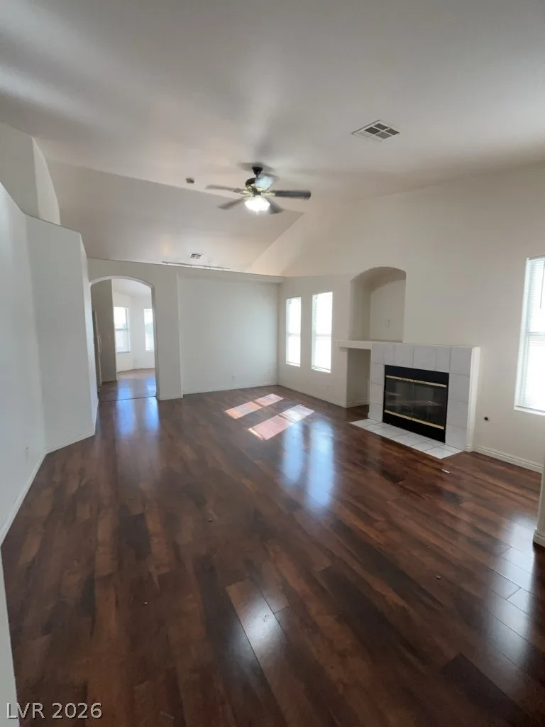 6643 Fallona Avenue — photo 3