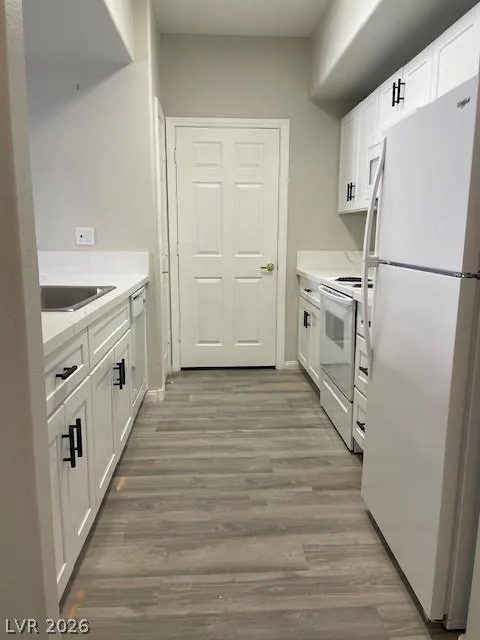 8000 Badura Avenue 1187 — photo 2