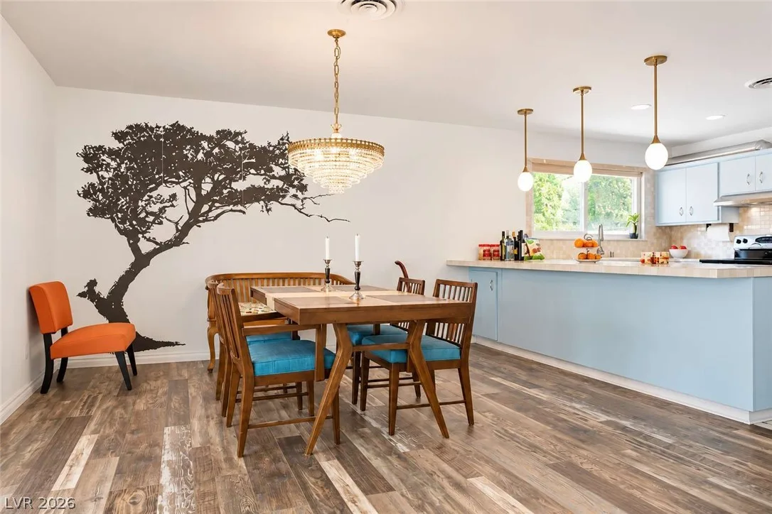 1324 Ormsby Street — photo 4