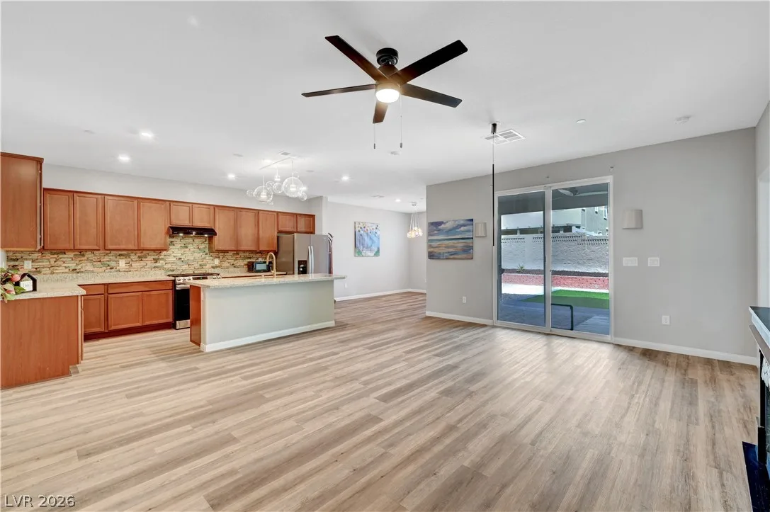 378 Hellebores Avenue — photo 5