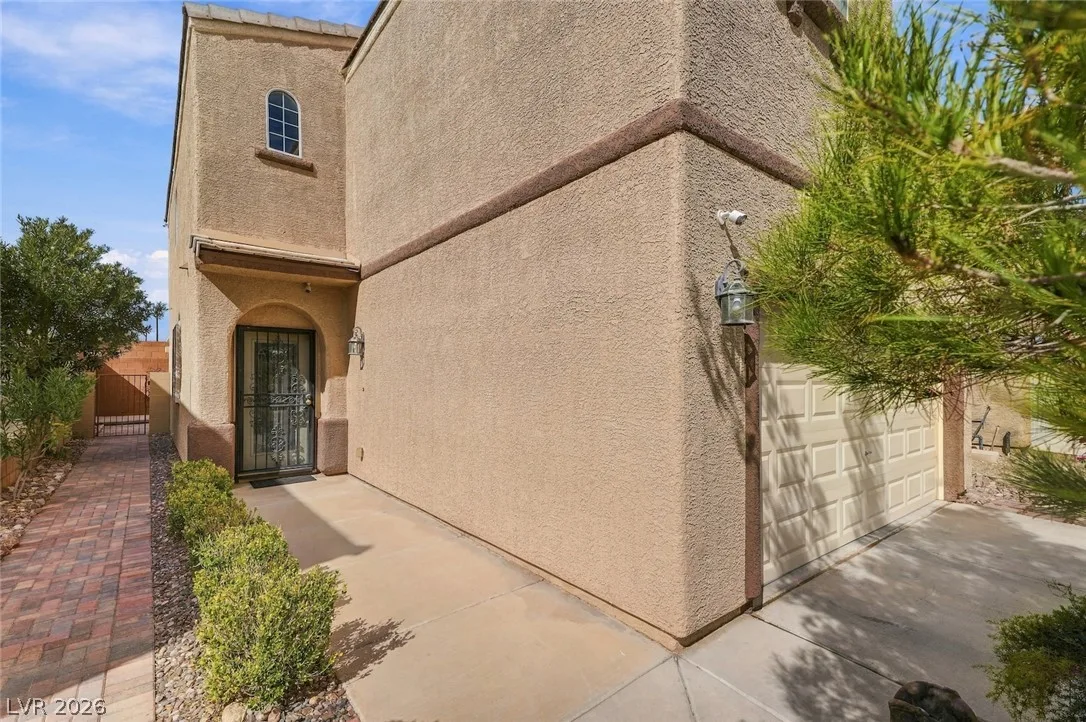 8937 Veneroso Street — photo 2