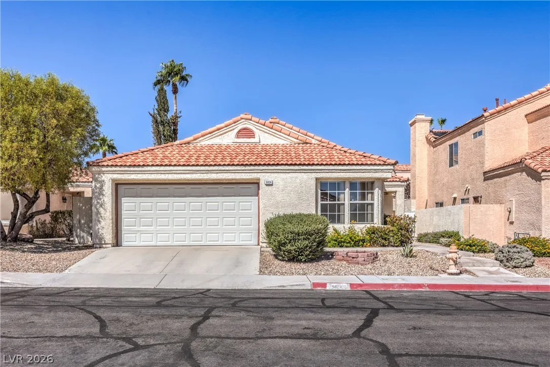9824 Russett Wood Circle — photo 1