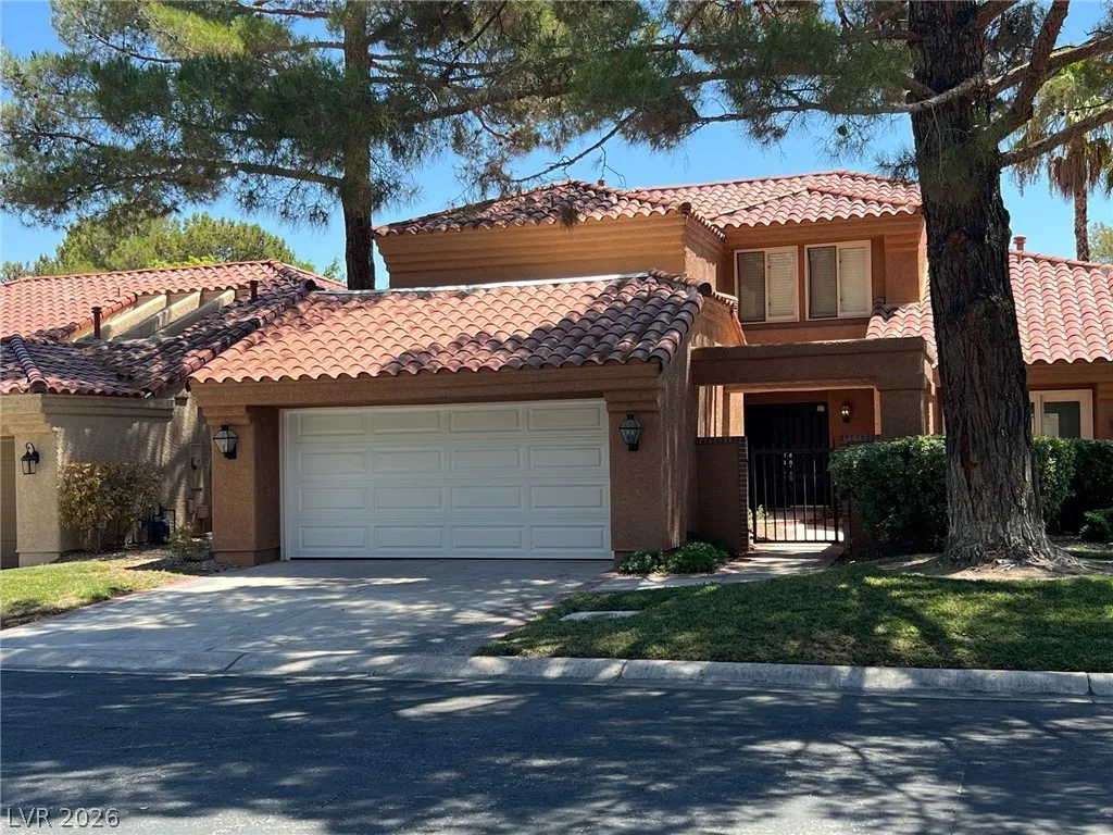 7407 Mission Hills Drive — photo 1