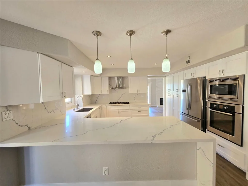 7407 Mission Hills Drive — photo 4