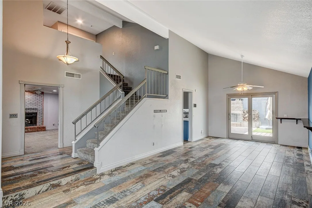 345 Moreno Court — photo 4