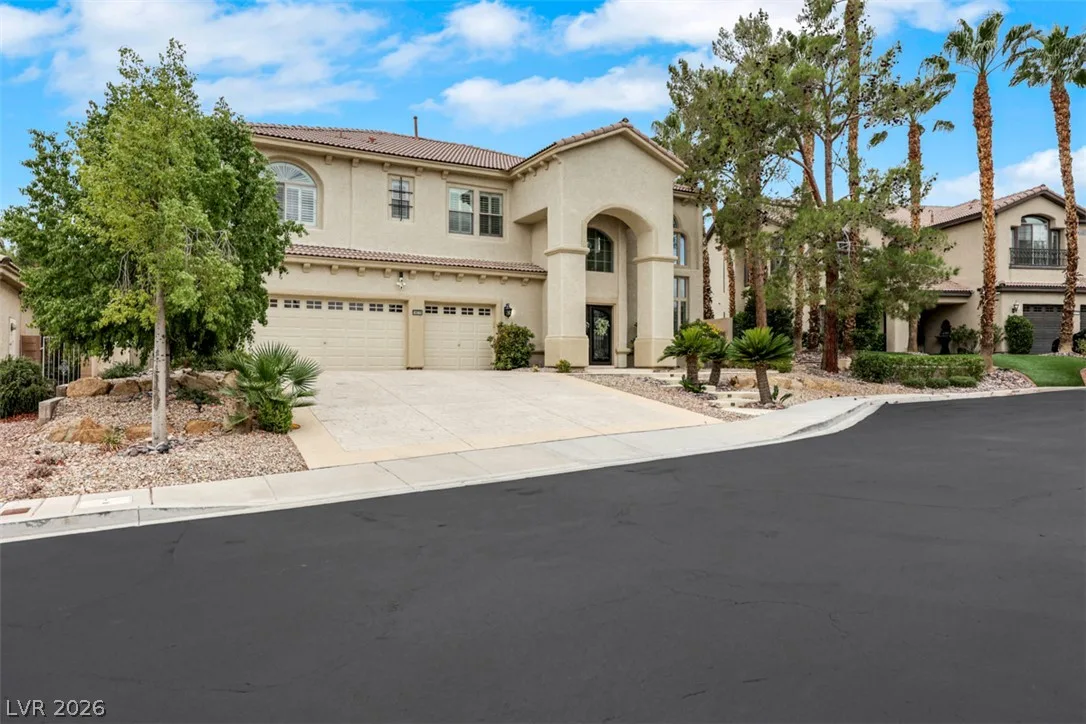 10779 Crown Court — photo 3