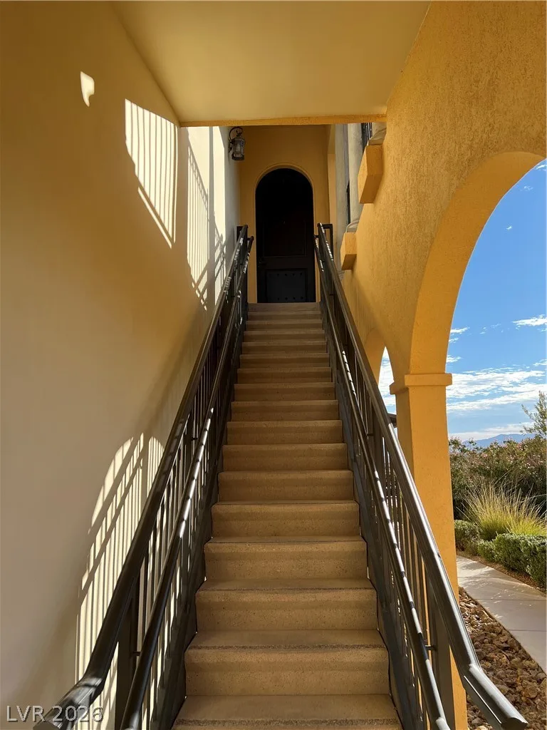 18 Via Visione 206 — photo 3