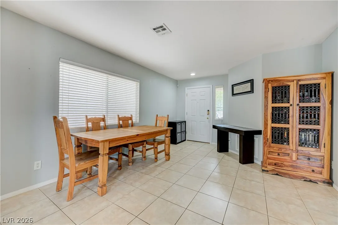 1818 Quartz Landing Avenue — photo 4