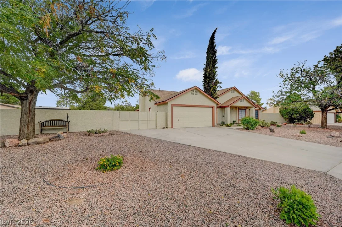 4618 Black Stallion Avenue — photo 3