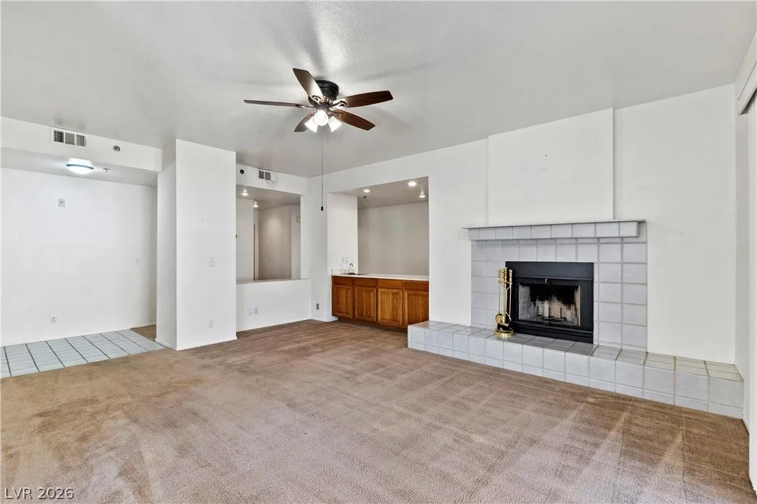 3827 Desert Marina Drive 211 — photo 4