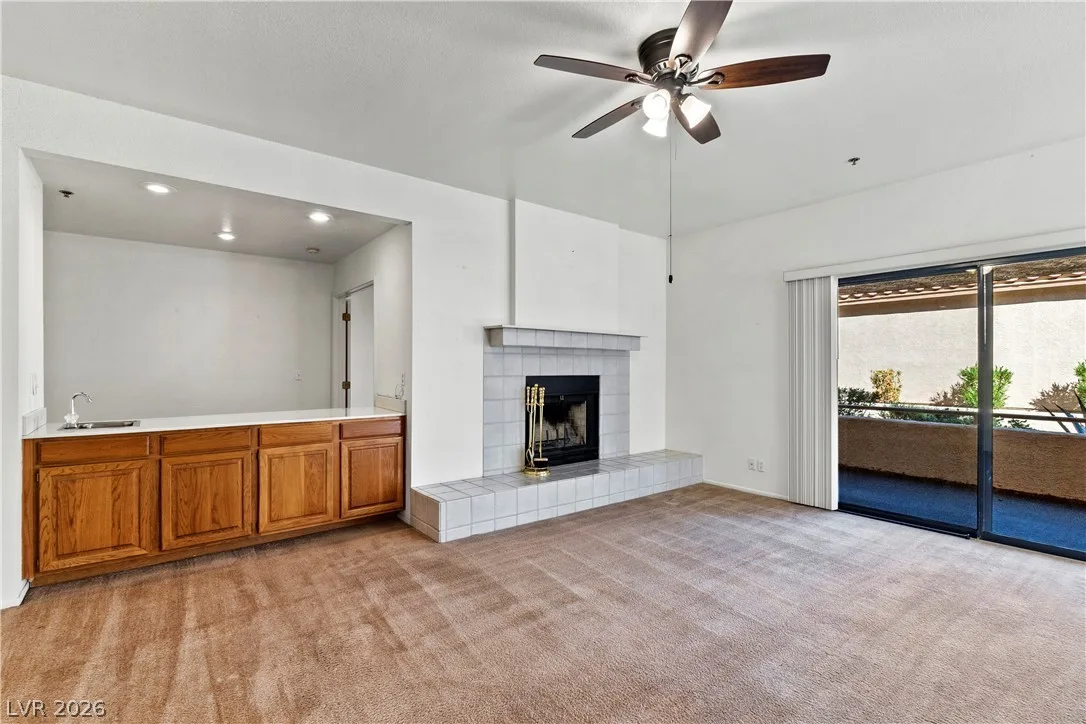 3827 Desert Marina Drive 211 — photo 5