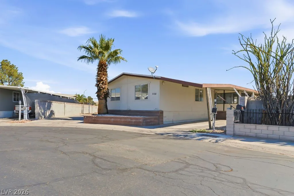 3300 Death Valley Drive — photo 1